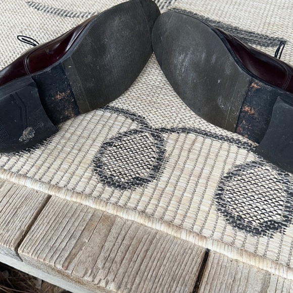 Allen Edmunds Burgundy Men’s Leather Dress Shoes- pics are accurate 10.5